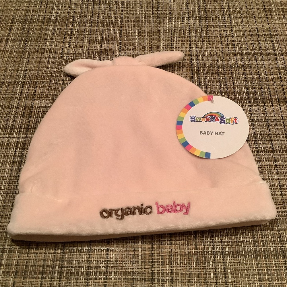 Sweet & Soft baby hat. NWT